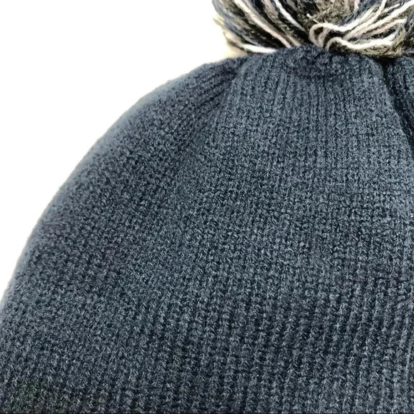 Mountain Warehouse  Winter Hat Penguin Size 1-3 Years - Picture 10 of 16